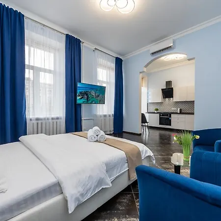 View On Sofievskaya Square Apartment Kyiv Exterior photo