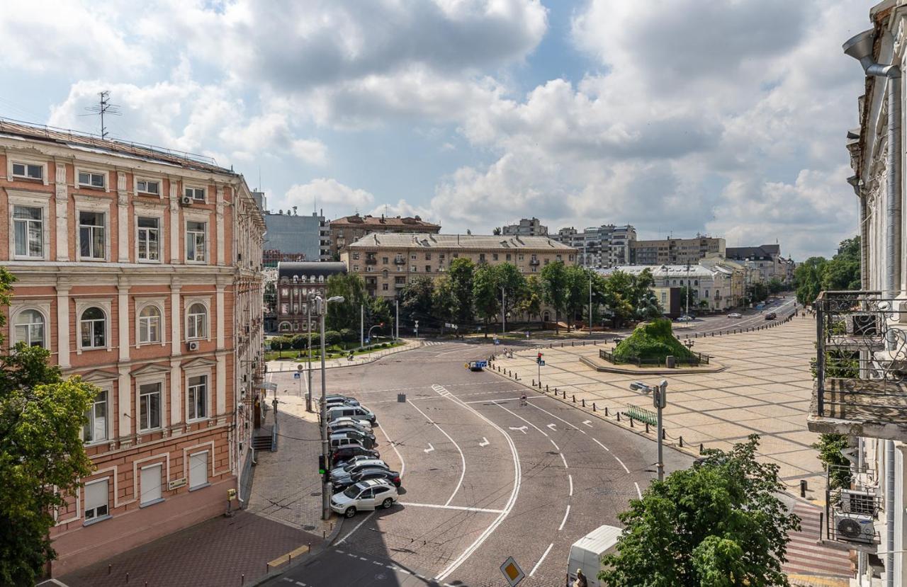 View On Sofievskaya Square Apartment Kyiv